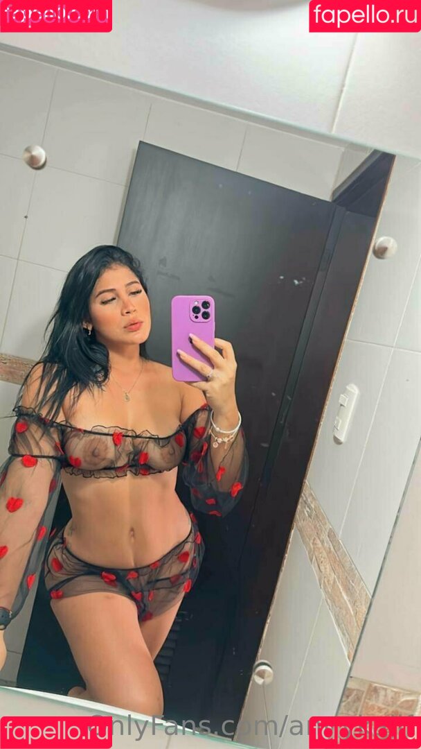 annykalif Onlyfans Photo Gallery 