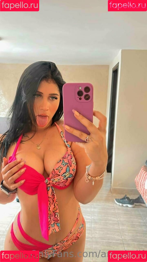 annykalif Onlyfans Photo Gallery 