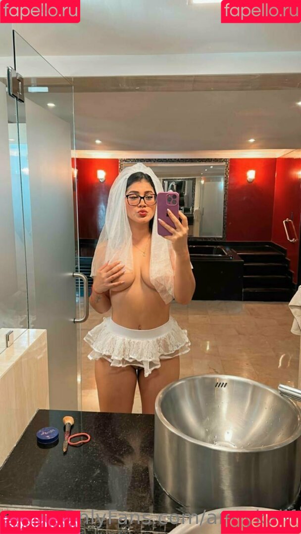 annykalif Onlyfans Photo Gallery 