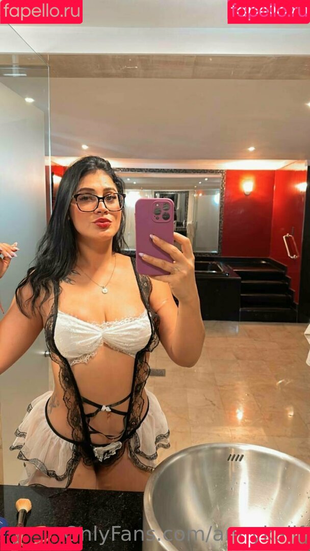 annykalif Onlyfans Photo Gallery 