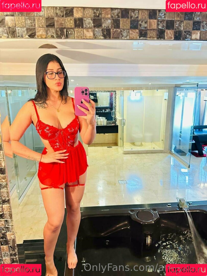 annykalif Onlyfans Photo Gallery 