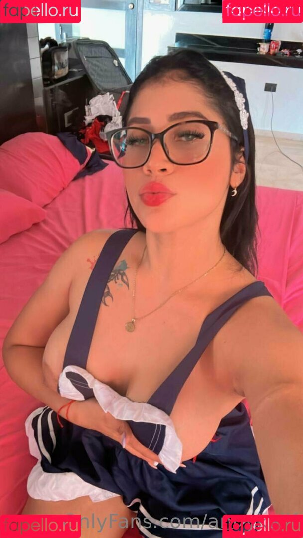 annykalif Onlyfans Photo Gallery 