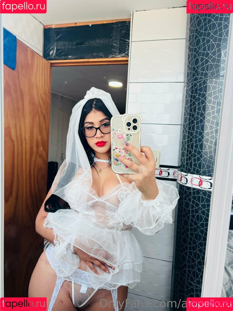 annykalif Onlyfans Photo Gallery 