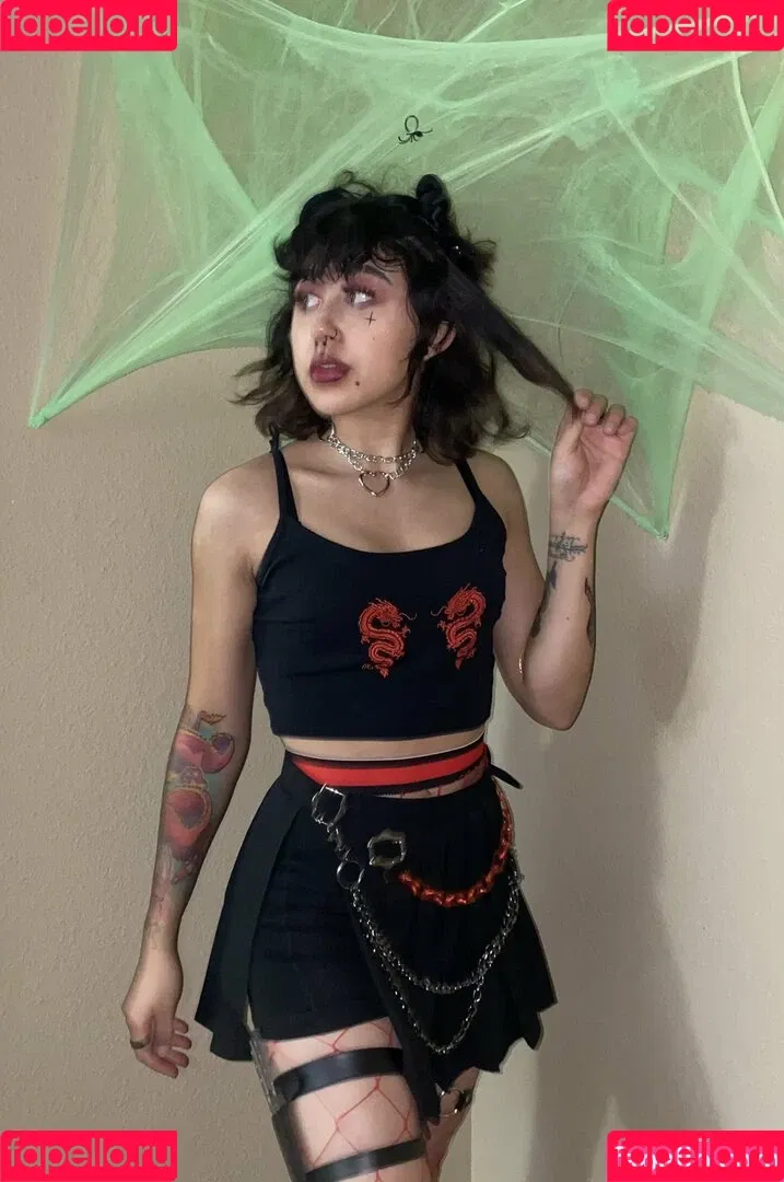 Azmideus / Suedmza / xslxtx Onlyfans Photo Gallery 