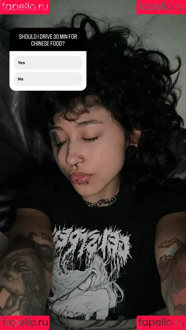 Azmideus / Suedmza / xslxtx Onlyfans Photo Gallery 