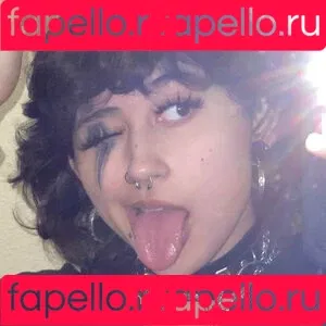 Azmideus / Suedmza / xslxtx Onlyfans Photo Gallery 