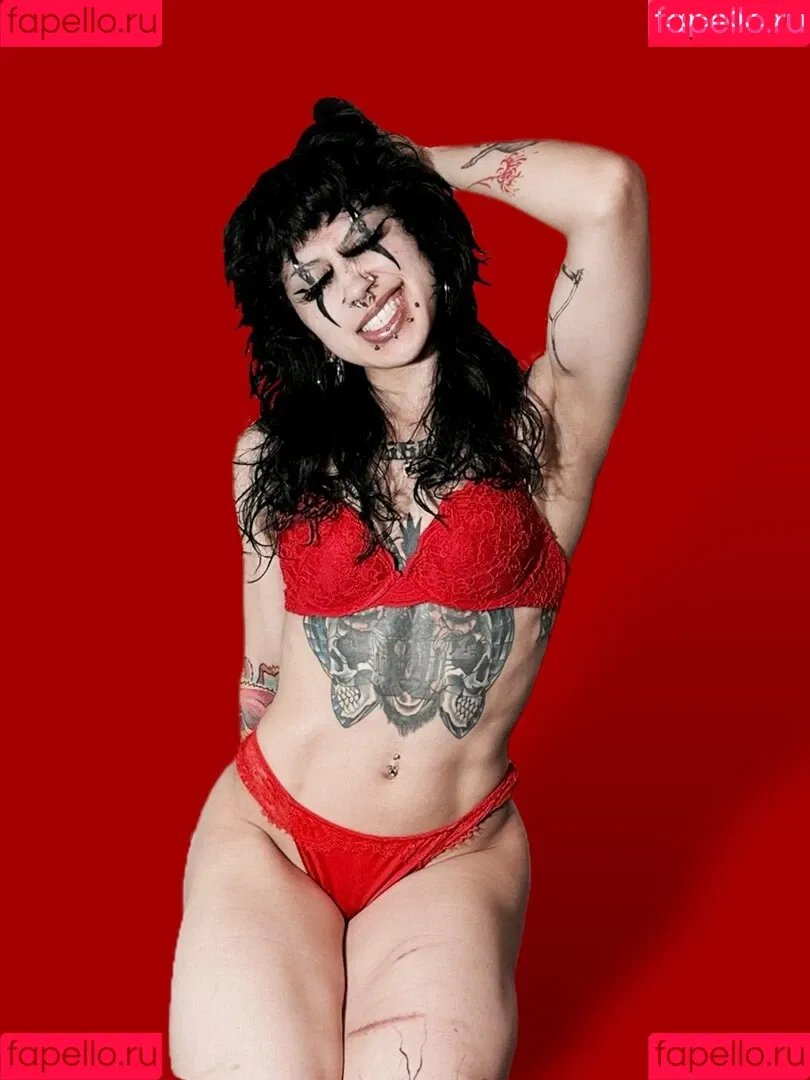 Azmideus / Suedmza / xslxtx Onlyfans Photo Gallery 