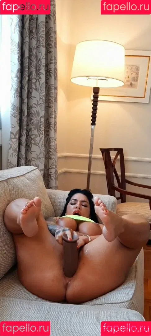 MONSANTHIAGOXXX / Monica Santhiago / monica_santhiagofficial Onlyfans Photo Gallery 