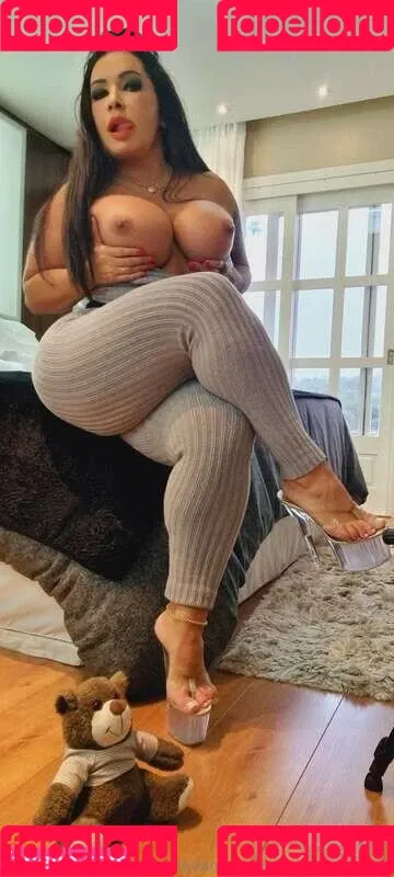 MONSANTHIAGOXXX / Monica Santhiago / monica_santhiagofficial Onlyfans Photo Gallery 