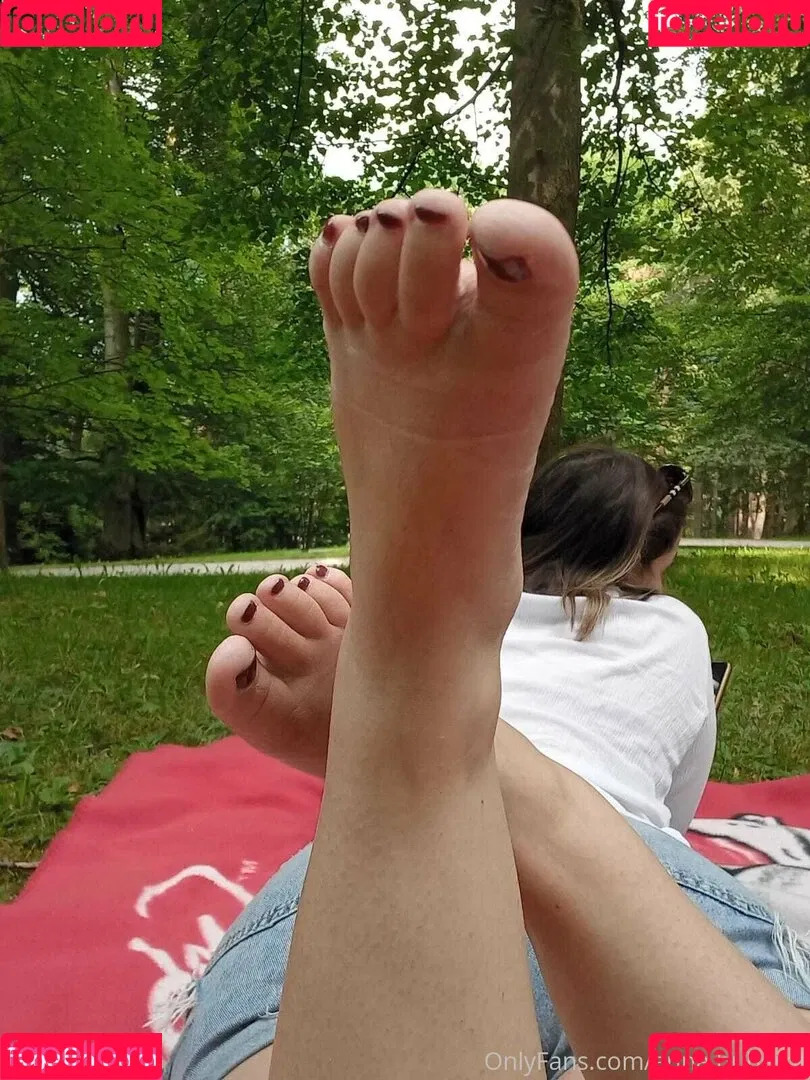 anna.huberof / modelannahuber Onlyfans Photo Gallery 