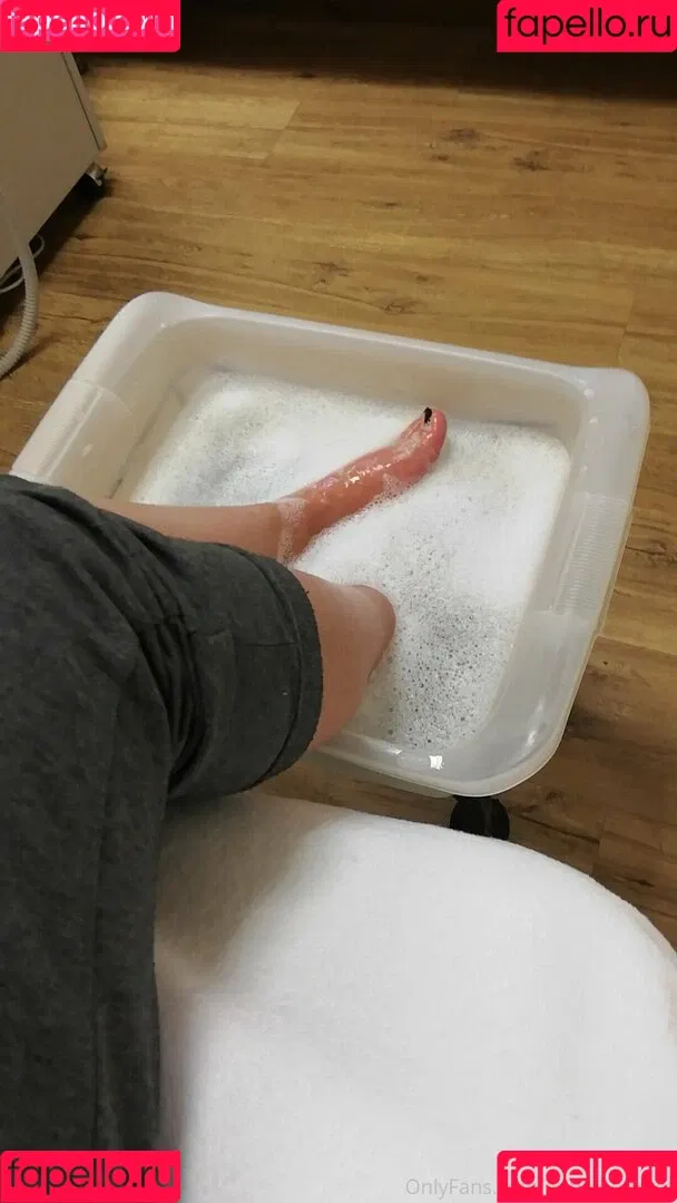 anna.huberof / modelannahuber Onlyfans Photo Gallery 