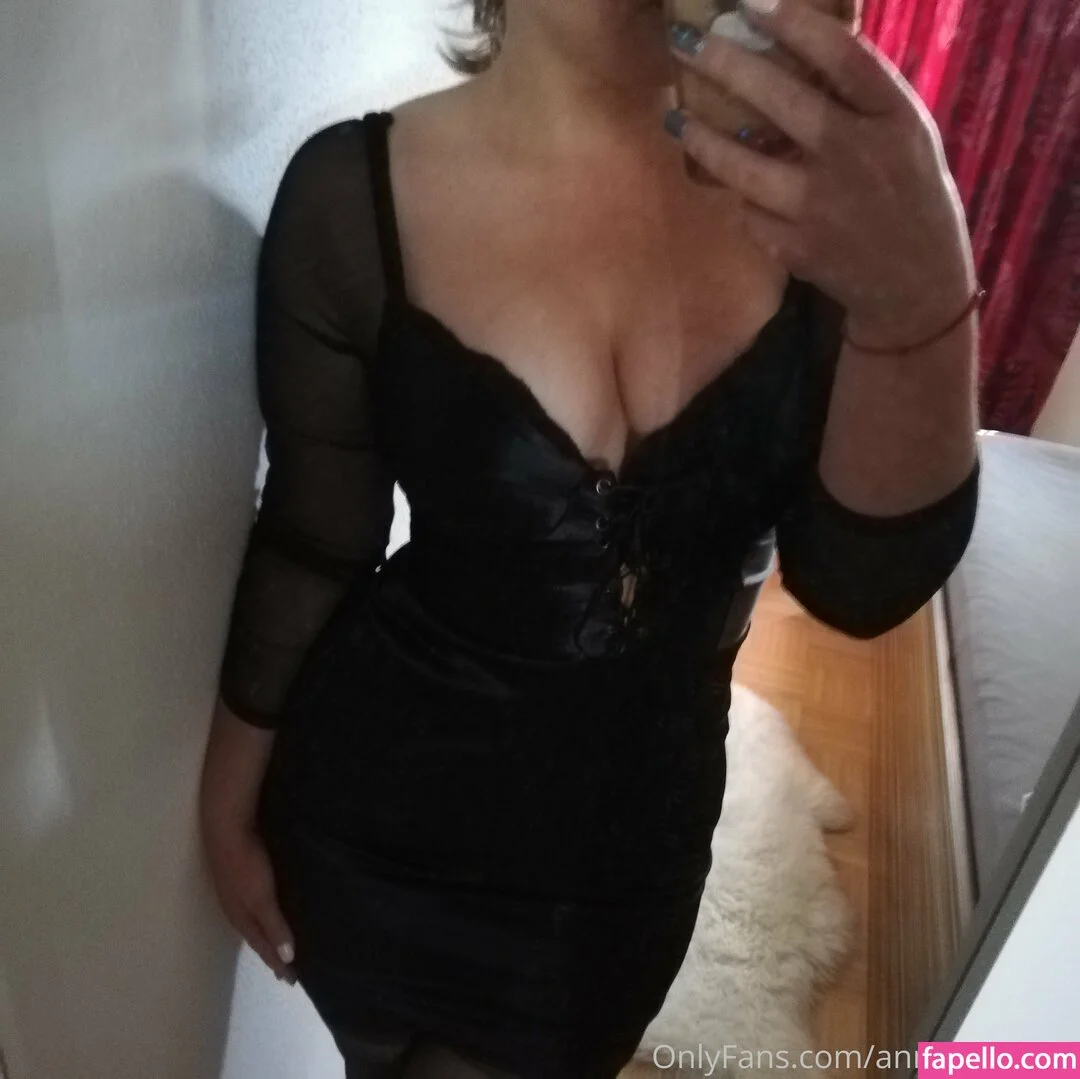 anna.huberof / modelannahuber Onlyfans Photo Gallery 