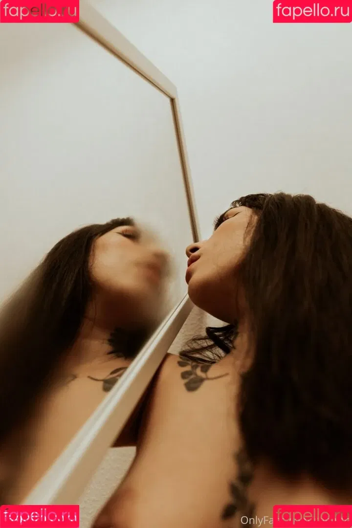 Natth / natth_j / sgnatth Onlyfans Photo Gallery 