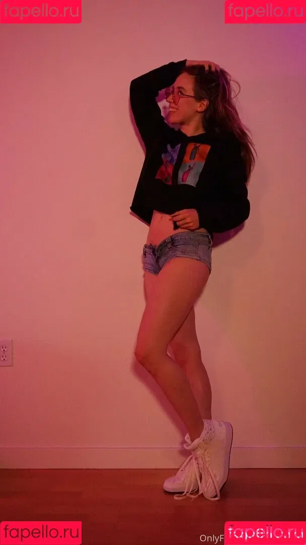 jackiehoff / jackiephoff Onlyfans Photo Gallery 