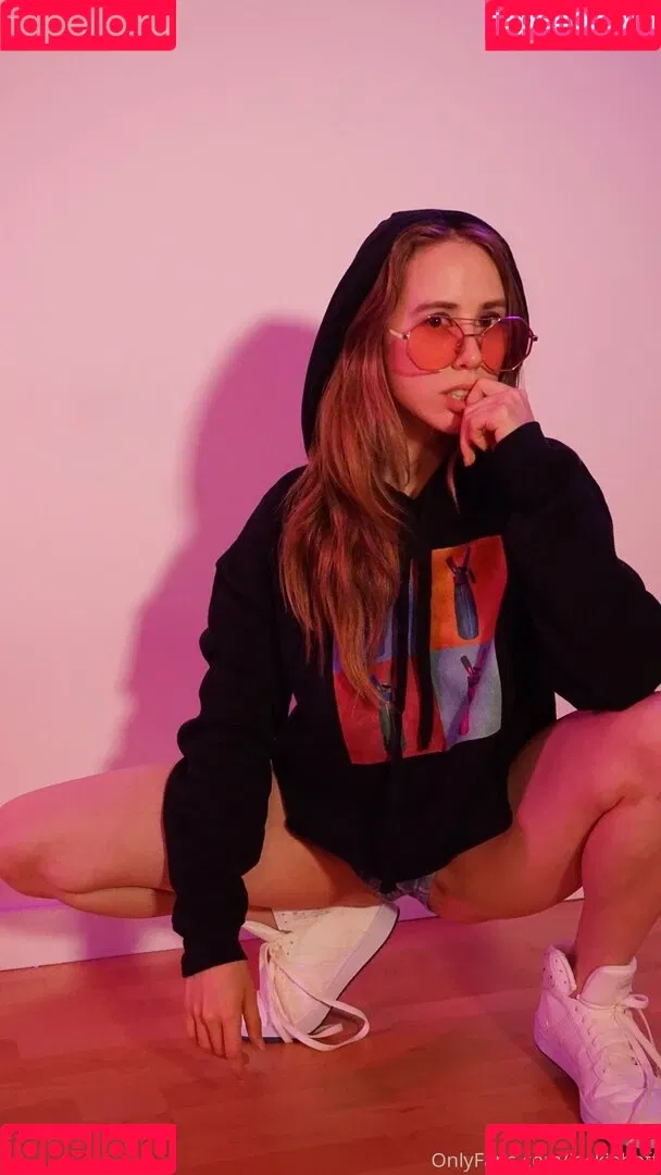 jackiehoff / jackiephoff Onlyfans Photo Gallery 