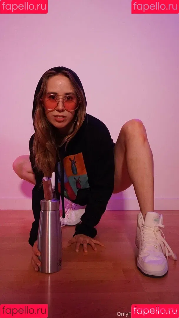 jackiehoff / jackiephoff Onlyfans Photo Gallery 