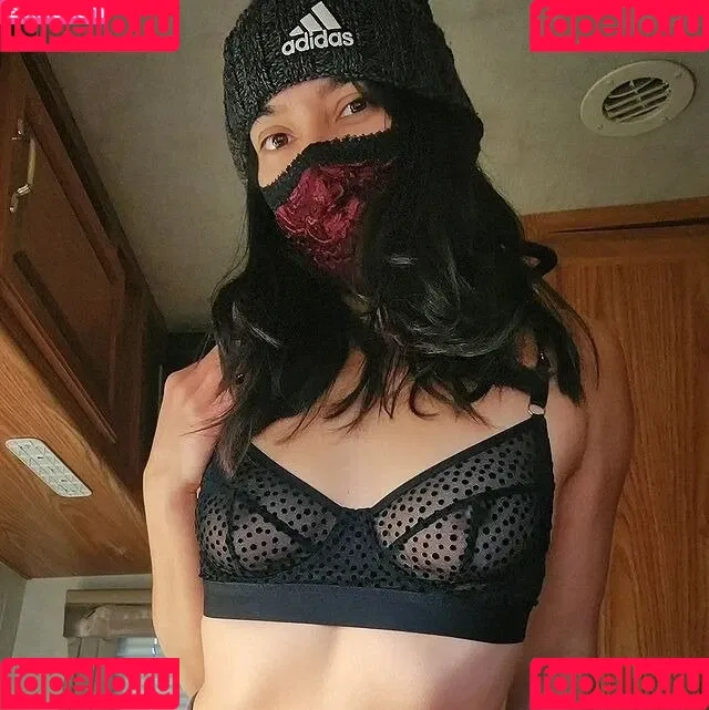 littlelillyfckslut / littlelillyy_ Onlyfans Photo Gallery 