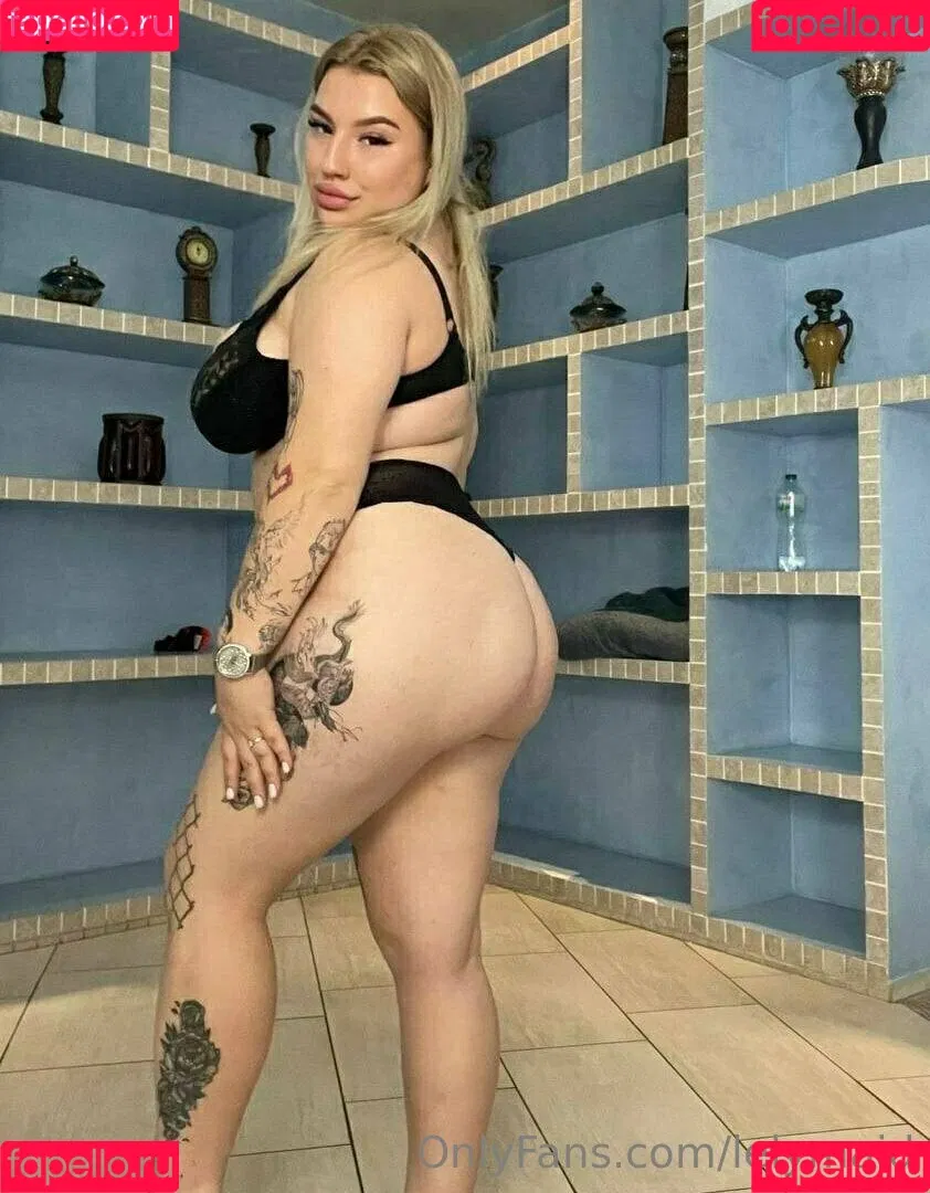 lelymaid / the_littlestmermaid Onlyfans Photo Gallery 