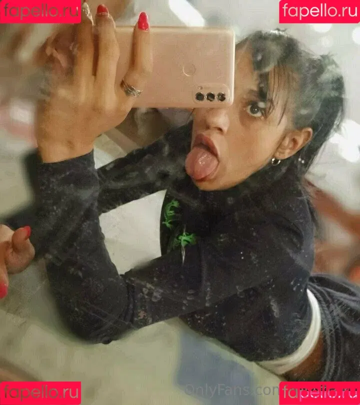 lelymaid / the_littlestmermaid Onlyfans Photo Gallery 