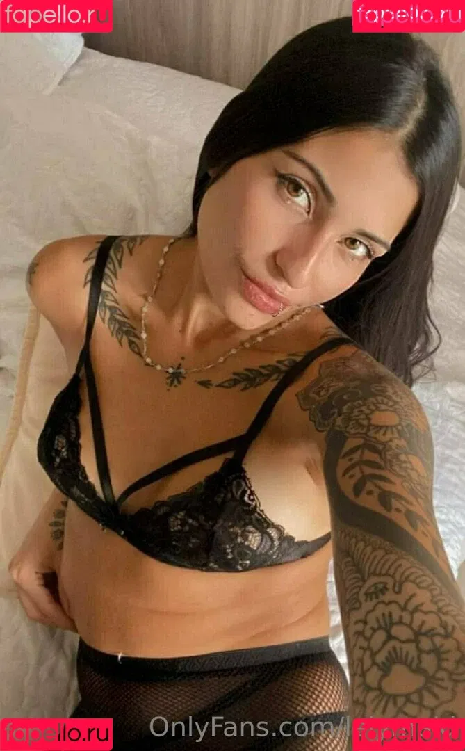 lelymaid / the_littlestmermaid Onlyfans Photo Gallery 