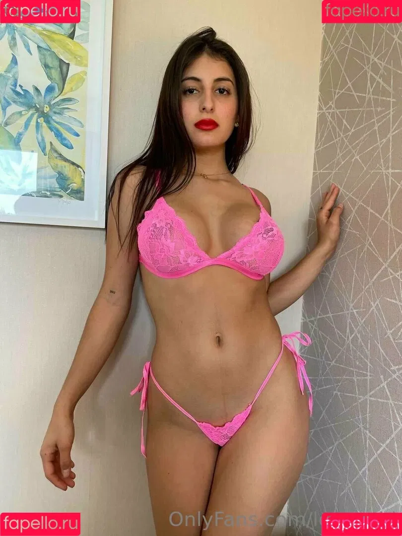 lelymaid / the_littlestmermaid Onlyfans Photo Gallery 