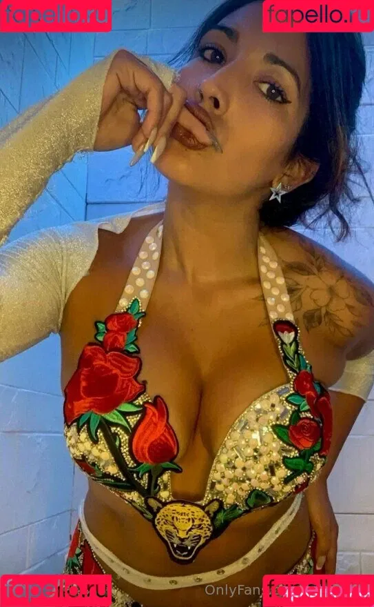 lelymaid / the_littlestmermaid Onlyfans Photo Gallery 