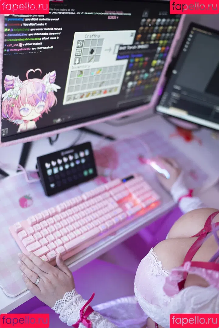 Hana Bunny / Hanna Dinh / hana.bunny_bunny / hanabunny / squishubunny Onlyfans Photo Gallery 