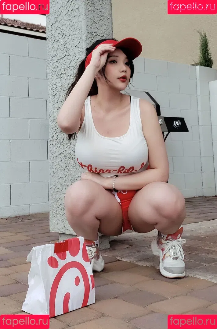 Hana Bunny / Hanna Dinh / hana.bunny_bunny / hanabunny / squishubunny Onlyfans Photo Gallery 