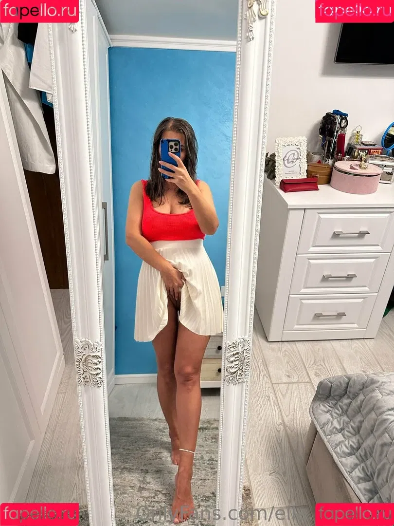 ella.mommy / mommyella Onlyfans Photo Gallery 