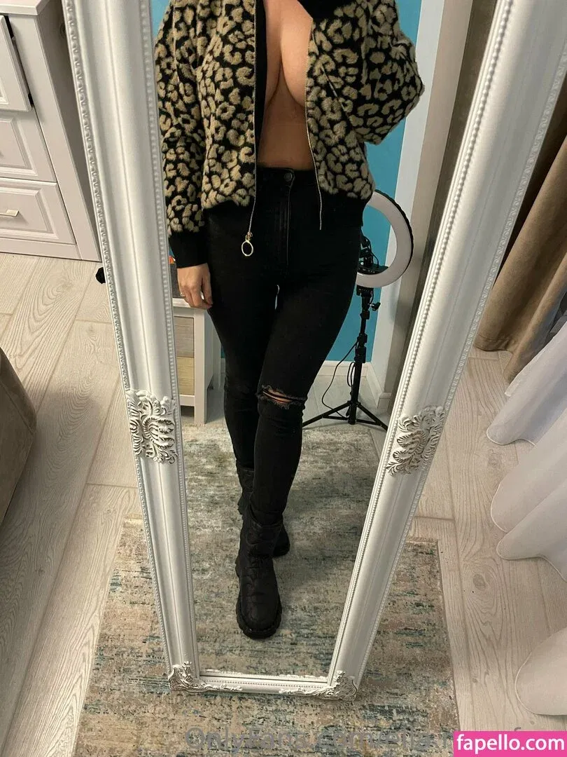 ella.mommy / mommyella Onlyfans Photo Gallery 