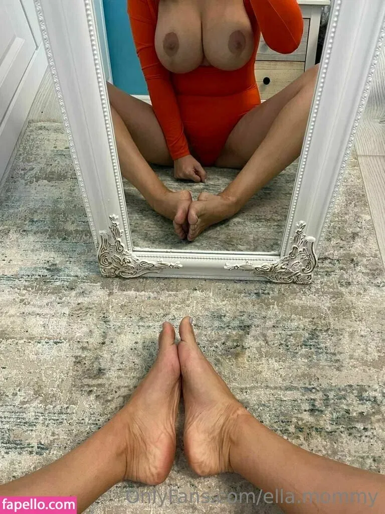 ella.mommy / mommyella Onlyfans Photo Gallery 