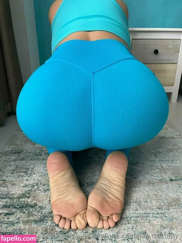 ella.mommy / mommyella Onlyfans Photo Gallery 