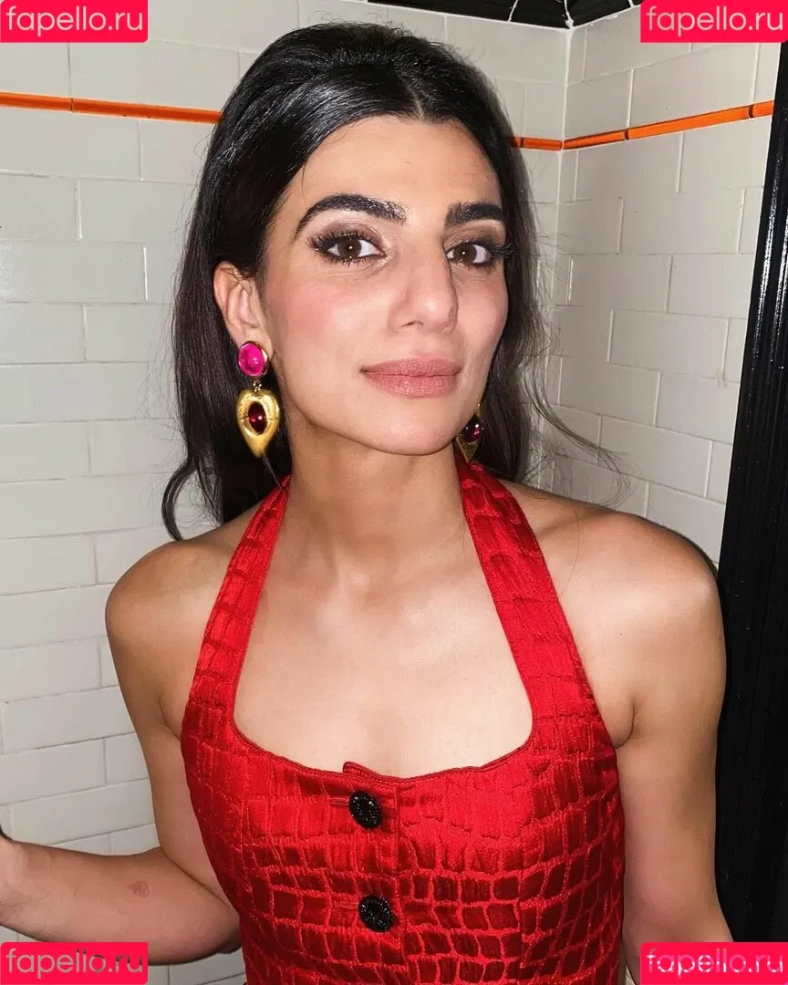 Claudia Doumit / Victoria Neuman: The Boys / claudiadoumit Onlyfans Photo Gallery 