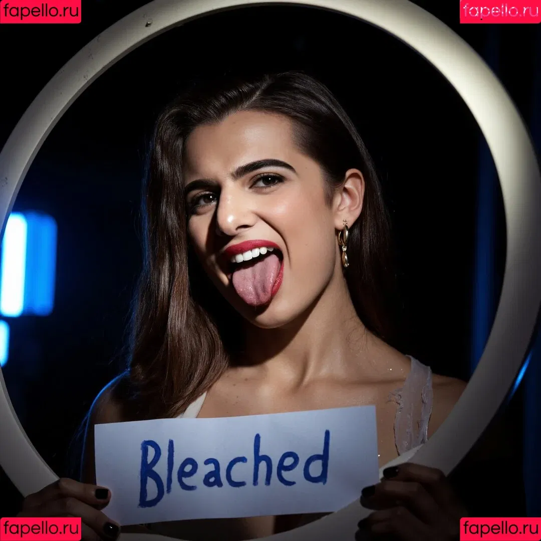 Claudia Doumit / Victoria Neuman: The Boys / claudiadoumit Onlyfans Photo Gallery 