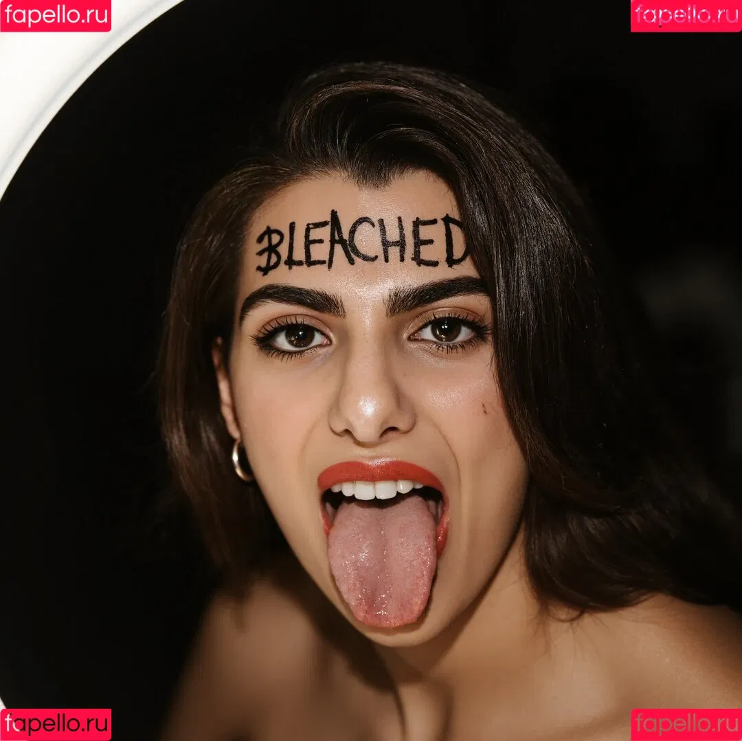 Claudia Doumit / Victoria Neuman: The Boys / claudiadoumit Onlyfans Photo Gallery 