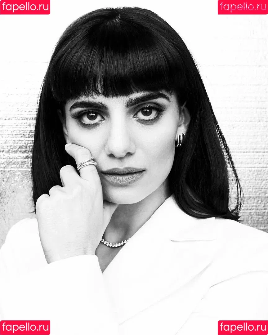 Claudia Doumit / Victoria Neuman: The Boys / claudiadoumit Onlyfans Photo Gallery 