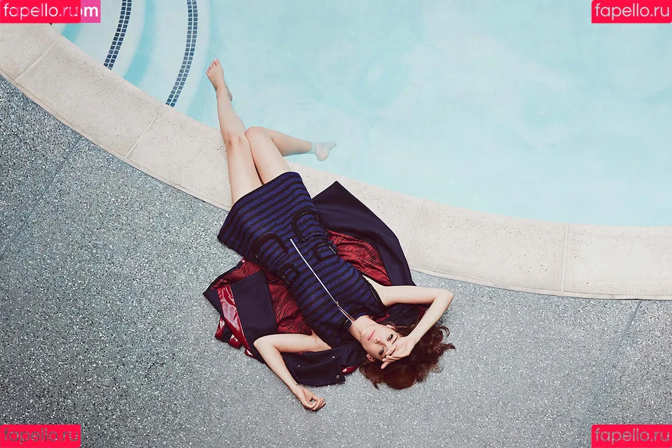 Lizzy Caplan / thelizzycaplan Onlyfans Photo Gallery 