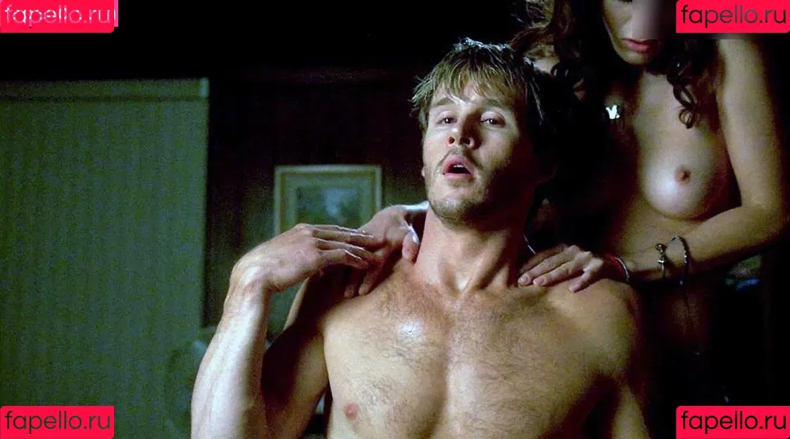 Lizzy Caplan / thelizzycaplan Onlyfans Photo Gallery 