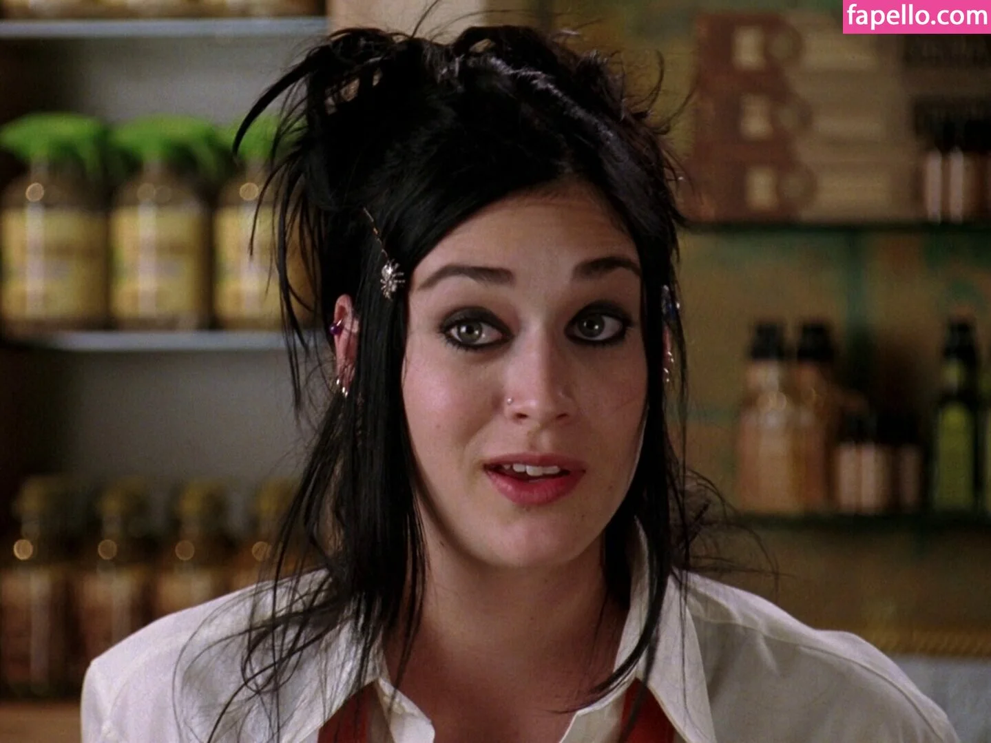 Lizzy Caplan / thelizzycaplan Onlyfans Photo Gallery 