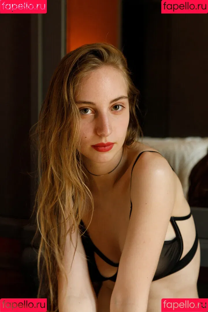 Claudia Lion / Claurilion Onlyfans Photo Gallery 