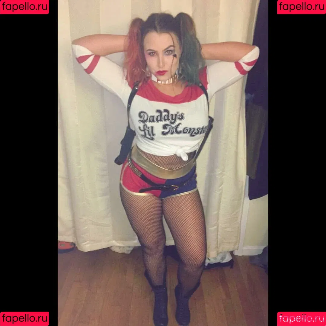 Lizzy Maguire / anight20 / lizzey_mcguire Onlyfans Photo Gallery 