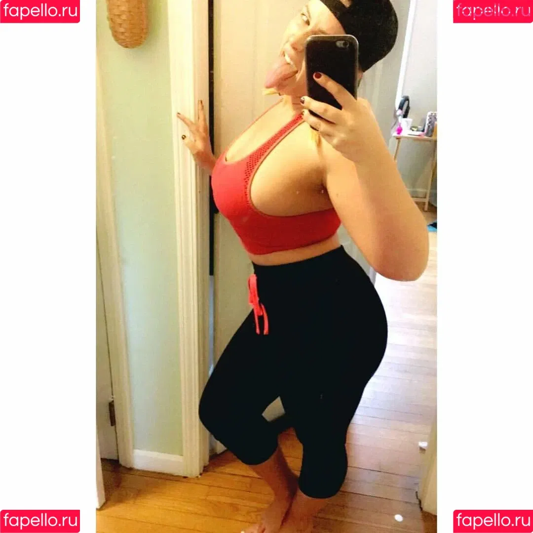 Lizzy Maguire / anight20 / lizzey_mcguire Onlyfans Photo Gallery 