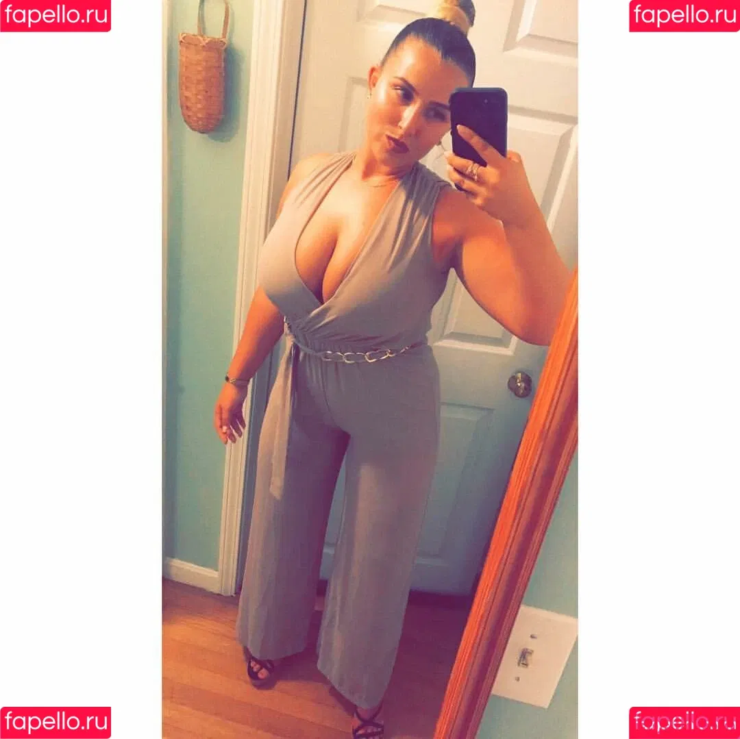 Lizzy Maguire / anight20 / lizzey_mcguire Onlyfans Photo Gallery 