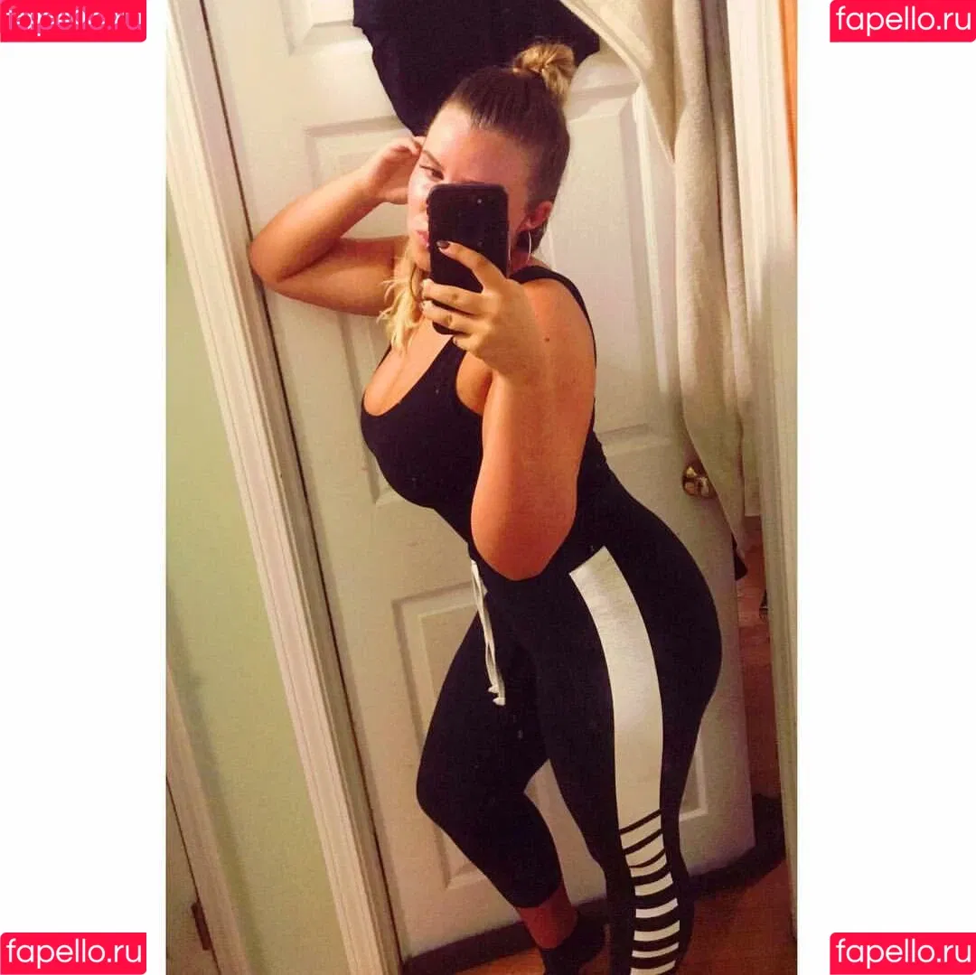 Lizzy Maguire / anight20 / lizzey_mcguire Onlyfans Photo Gallery 