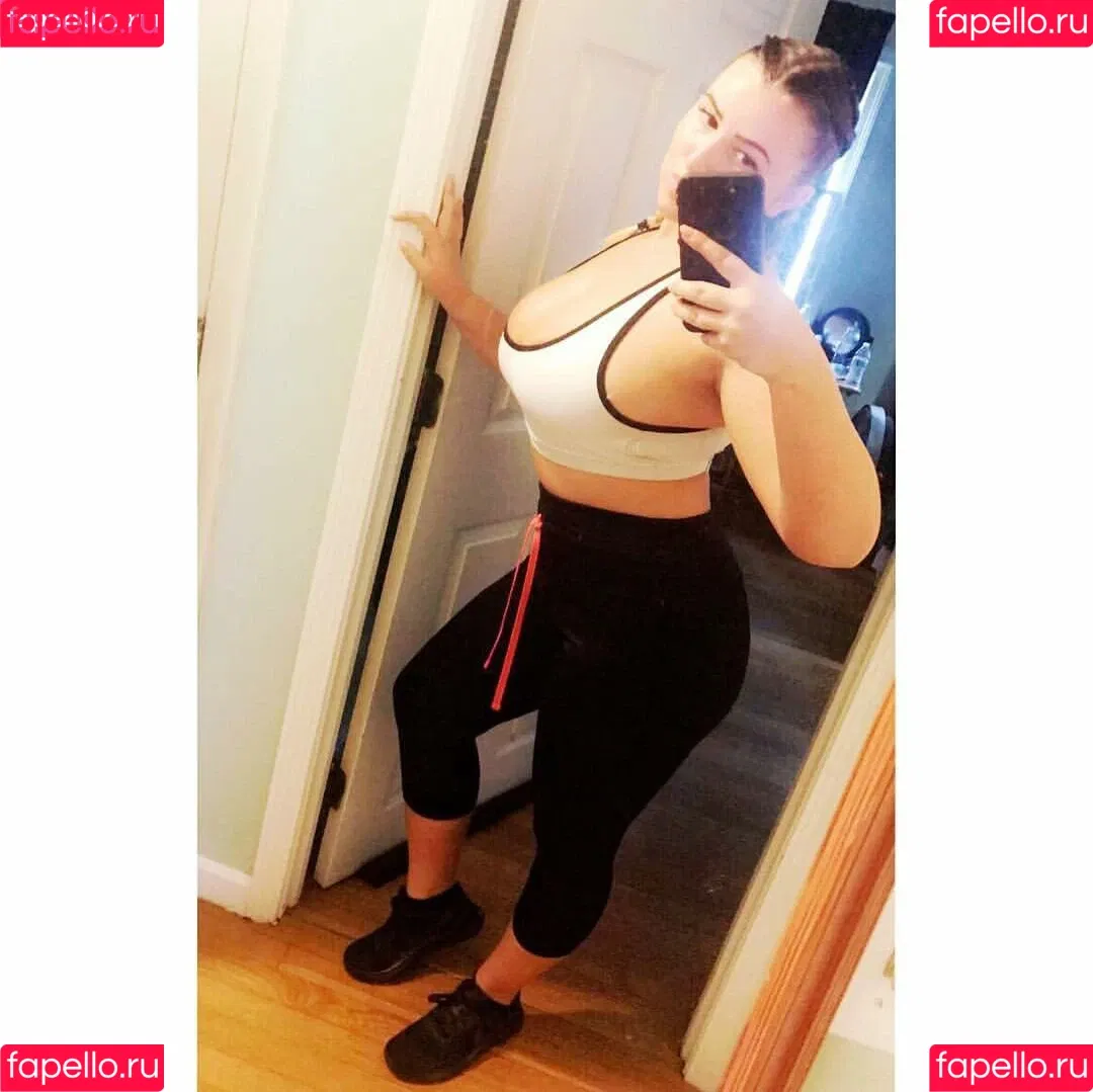 Lizzy Maguire / anight20 / lizzey_mcguire Onlyfans Photo Gallery 