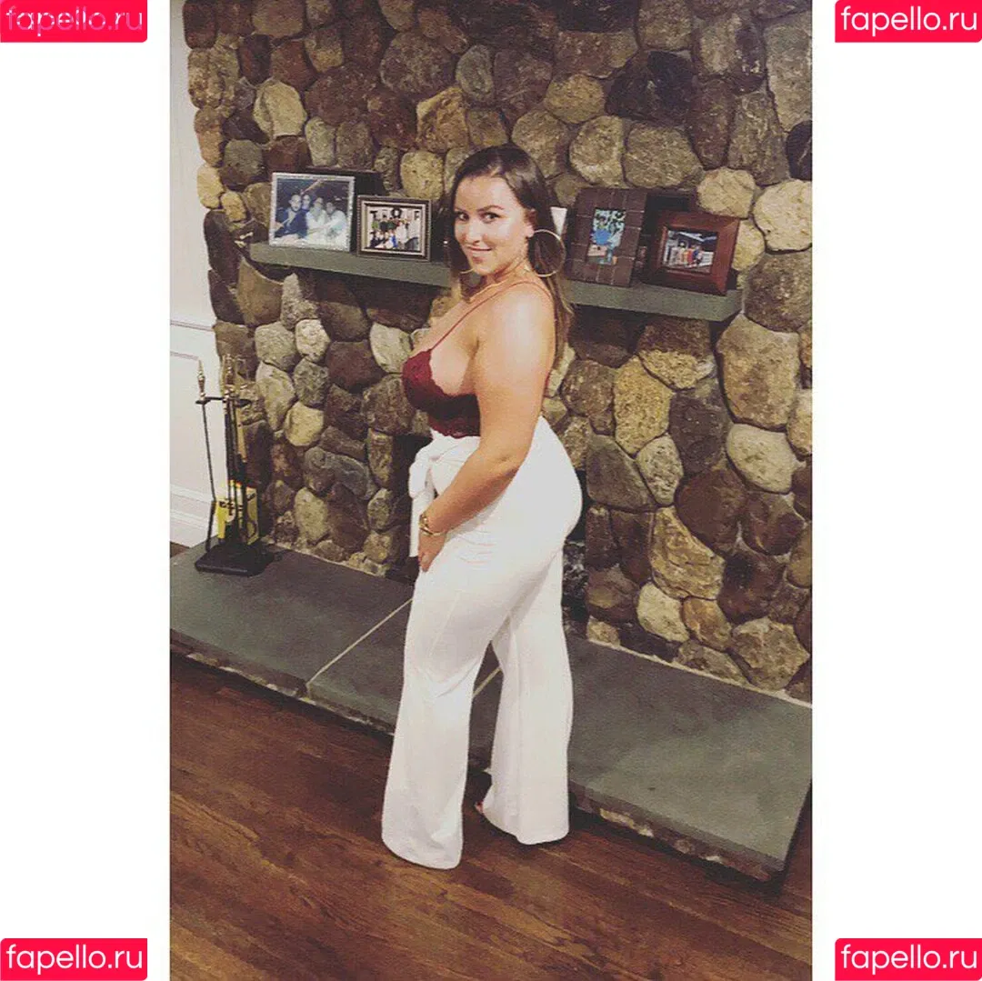 Lizzy Maguire / anight20 / lizzey_mcguire Onlyfans Photo Gallery 