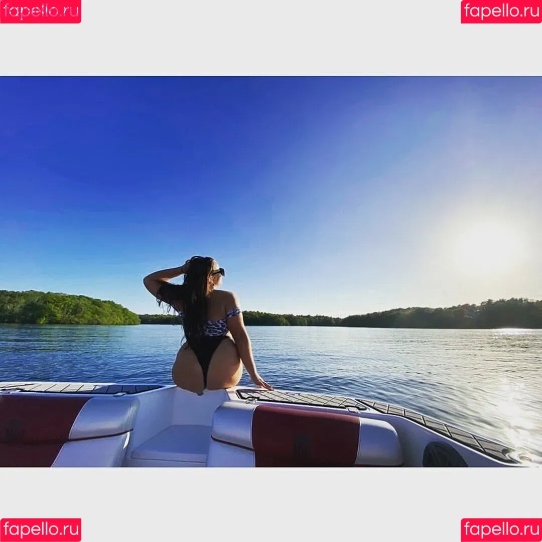 Lizzy Maguire / anight20 / lizzey_mcguire Onlyfans Photo Gallery 