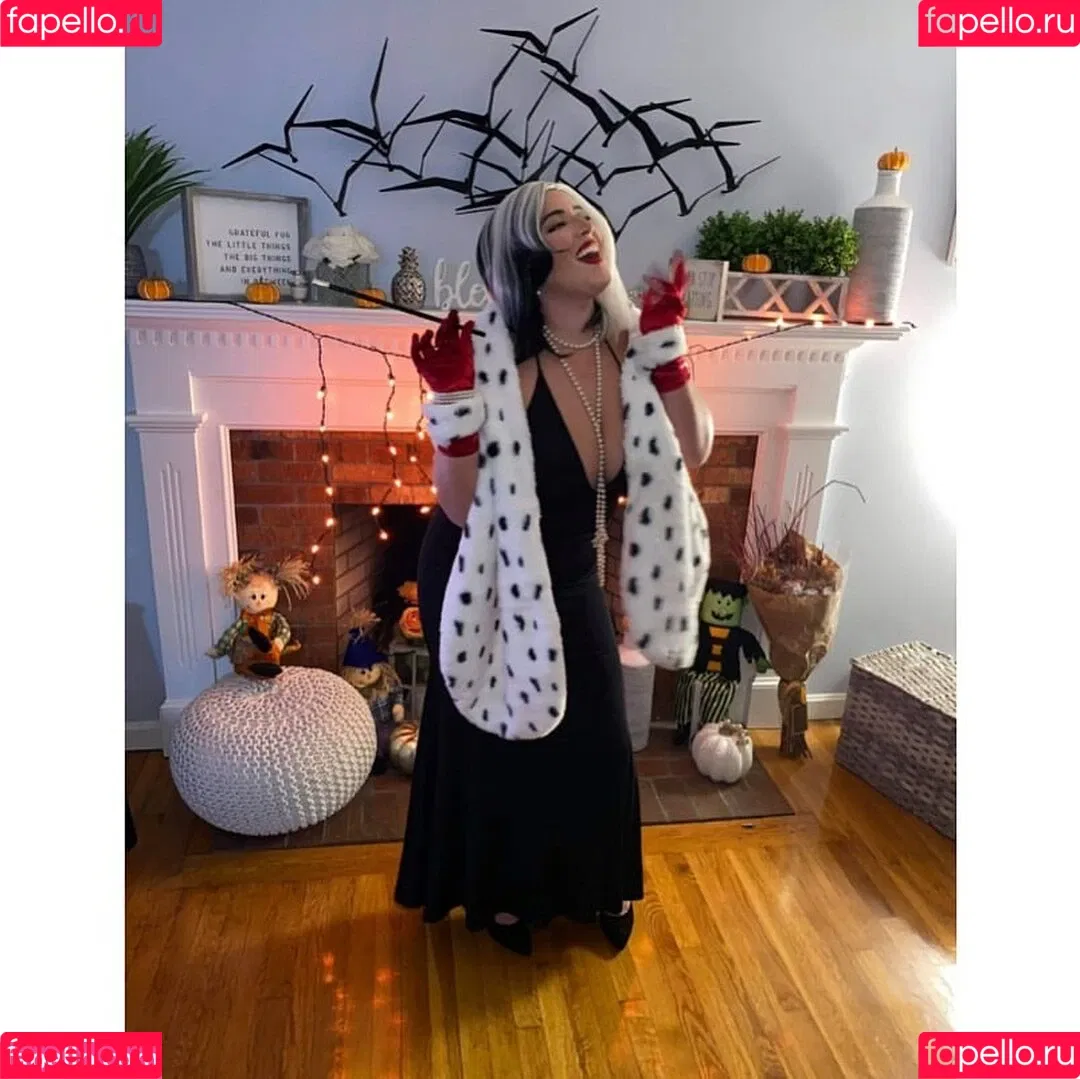 Lizzy Maguire / anight20 / lizzey_mcguire Onlyfans Photo Gallery 