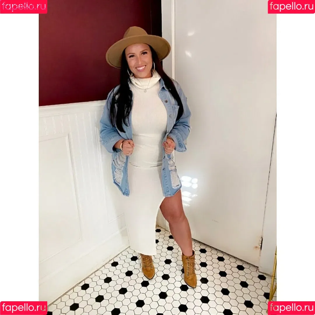 Lizzy Maguire / anight20 / lizzey_mcguire Onlyfans Photo Gallery 