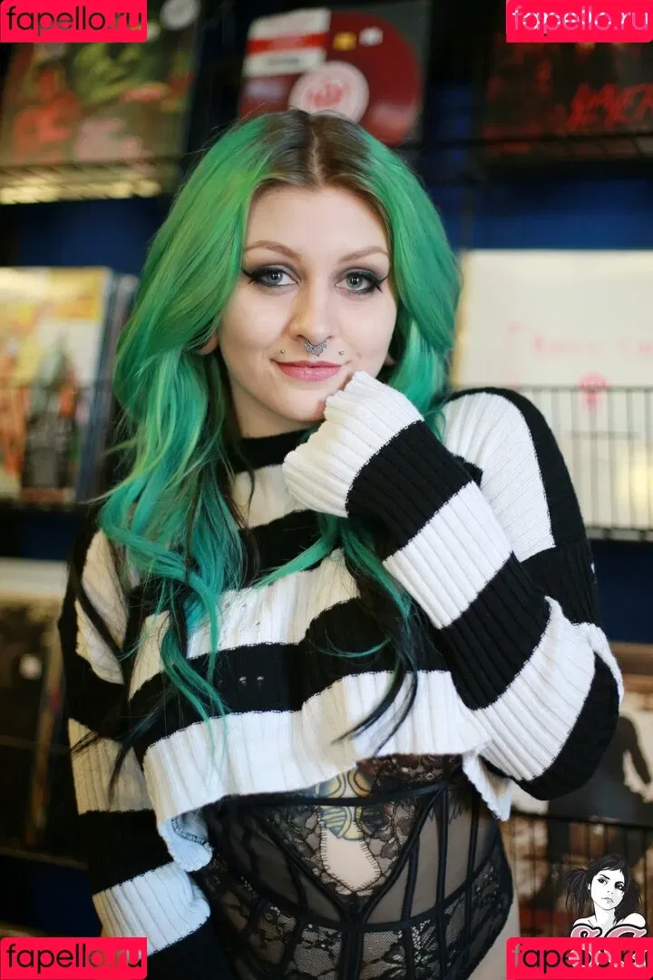 Chalkdabs / Chalkmoon / Chalksuicide / chalkxmoon Onlyfans Photo Gallery 